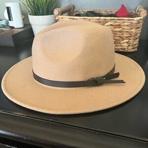 Women’s Felt Fedora Hat